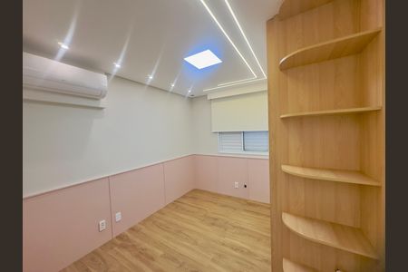 Apartamento à venda com 110m², 3 quartos e 2 vagas Apartamento à venda com 110m², 3 quartos e 2 vagasSuite 2