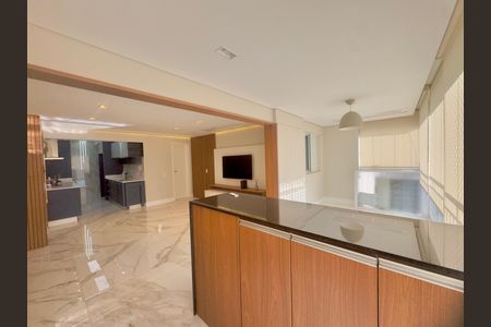 Apartamento à venda com 110m², 3 quartos e 2 vagas Apartamento à venda com 110m², 3 quartos e 2 vagasVaranda gourmet