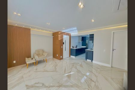 Apartamento à venda com 110m², 3 quartos e 2 vagas Apartamento à venda com 110m², 3 quartos e 2 vagasSala