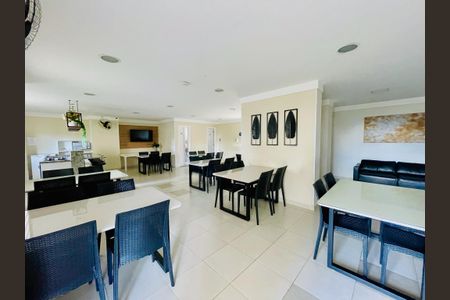 Apartamento à venda com 110m², 3 quartos e 2 vagas Apartamento à venda com 110m², 3 quartos e 2 vagasSalão de Festas