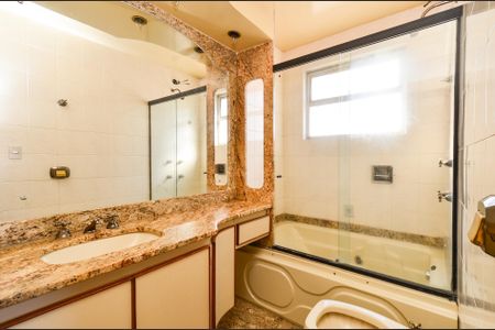 Apartamento para alugar com 154m², 3 quartos e 2 vagas Apartamento para alugar com 154m², 3 quartos e 2 vagasBanheiro Suíte