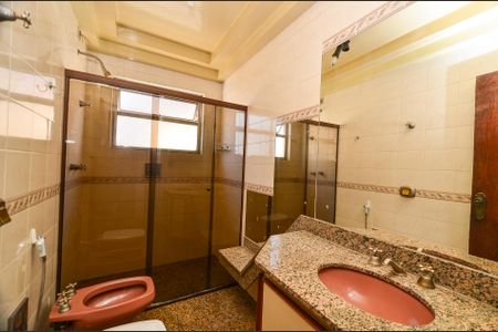 Apartamento para alugar com 154m², 3 quartos e 2 vagas Apartamento para alugar com 154m², 3 quartos e 2 vagasBanheiro Social