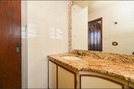 Apartamento para alugar com 154m², 3 quartos e 2 vagas Apartamento para alugar com 154m², 3 quartos e 2 vagasBanheiro Suíte