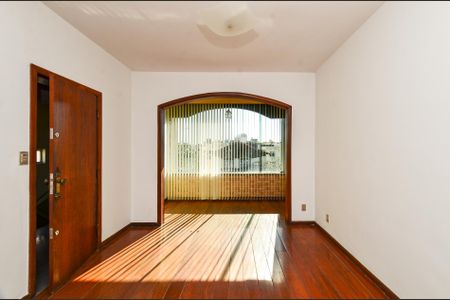 Apartamento para alugar com 154m², 3 quartos e 2 vagas Apartamento para alugar com 154m², 3 quartos e 2 vagasSala de Estar