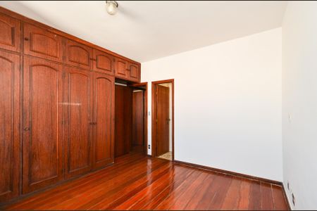 Apartamento para alugar com 154m², 3 quartos e 2 vagas Apartamento para alugar com 154m², 3 quartos e 2 vagasSuíte