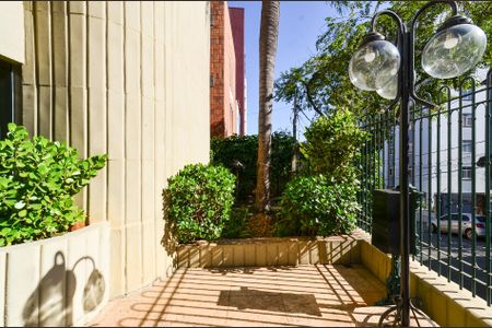 Apartamento para alugar com 154m², 3 quartos e 2 vagas Apartamento para alugar com 154m², 3 quartos e 2 vagasEntrada