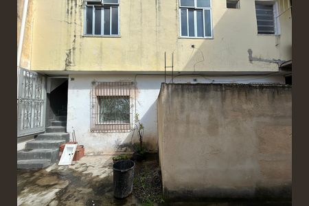 Casa para alugar com 80m², 2 quartos e sem vagaFachada