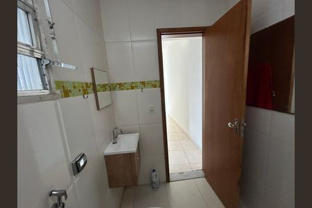 Casa para alugar com 80m², 2 quartos e sem vagaBanheiro