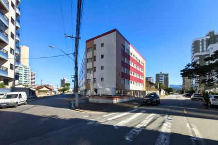 Fachada de apartamento para alugar com 2 quartos, 60m² em Nova Mirim, Praia Grande