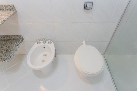 Banheiro de apartamento para alugar com 3 quartos, 141m² em Paraíso, São Paulo