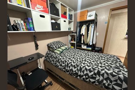 Quarto 1 de apartamento à venda com 2 quartos, 48m² em Jardim Regina, São Paulo