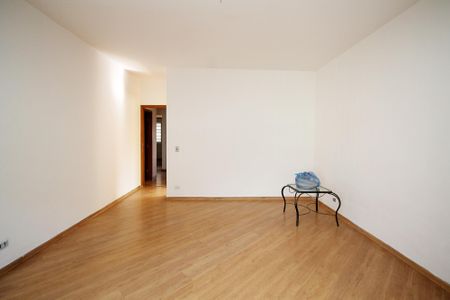 Casa para alugar com 3 quartos, 135m² em Vila Santo Antonio do Portao, Cotia