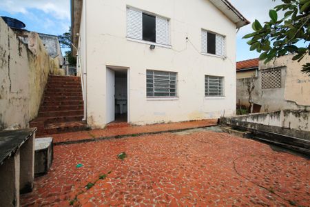 Casa para alugar com 135m², 3 quartos e 5 vagasQuintal
