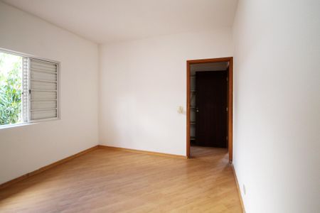 Casa para alugar com 135m², 3 quartos e 5 vagasSuíte