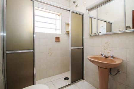 Casa para alugar com 135m², 3 quartos e 5 vagasBanheiro da suíte