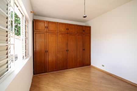 Casa para alugar com 135m², 3 quartos e 5 vagasQuarto 1