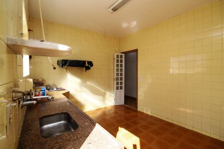 Casa para alugar com 135m², 3 quartos e 5 vagasCozinha