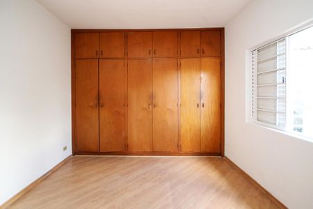 Casa para alugar com 135m², 3 quartos e 5 vagasSuíte