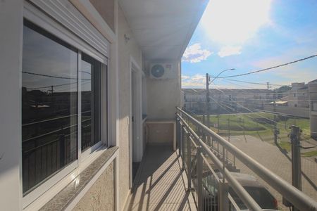 Varanda de casa de condomínio para alugar com 2 quartos, 51m² em Restinga, Porto Alegre