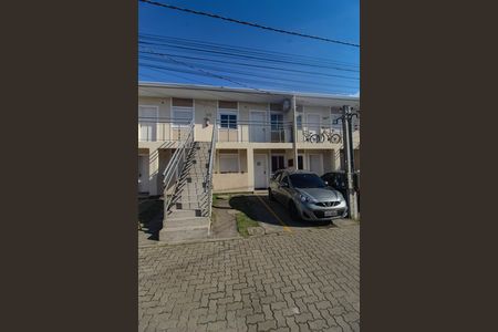 Casa de condomínio para alugar com 51m², 2 quartos e 1 vaga Casa de condomínio para alugar com 51m², 2 quartos e 1 vagaFachada