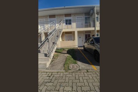 Casa de condomínio para alugar com 51m², 2 quartos e 1 vaga Casa de condomínio para alugar com 51m², 2 quartos e 1 vagaGaragem
