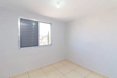 Quarto 2 de apartamento para alugar com 2 quartos, 56m² em Jardim Etelvina, São Paulo