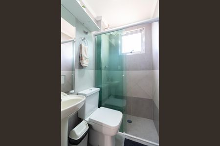 Banheiro de apartamento para alugar com 2 quartos, 47m² em Jaguaré, São Paulo