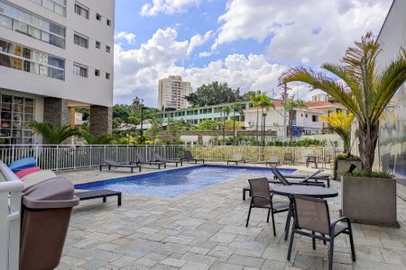 Apartamento à venda com 270m², 3 quartos e 4 vagas Apartamento à venda com 270m², 3 quartos e 4 vagasPiscina