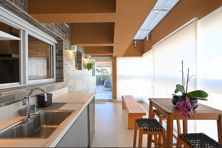 Apartamento à venda com 270m², 3 quartos e 4 vagasVaranda