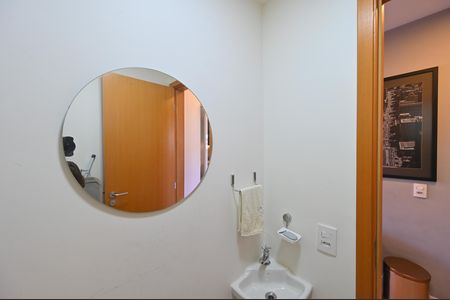 Apartamento à venda com 270m², 3 quartos e 4 vagasBanheiro de Serviço