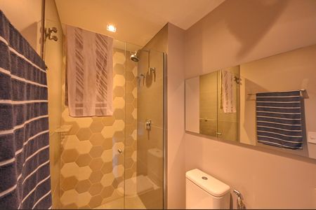 Apartamento à venda com 270m², 3 quartos e 4 vagasBanheiro da Suíte 2