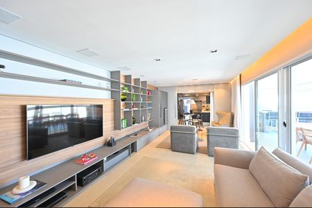 Apartamento à venda com 270m², 3 quartos e 4 vagasSala