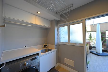 Apartamento à venda com 270m², 3 quartos e 4 vagasLavanderia