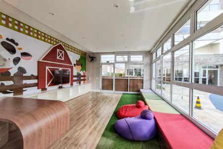 Apartamento à venda com 270m², 3 quartos e 4 vagas Apartamento à venda com 270m², 3 quartos e 4 vagasBrinquedoteca