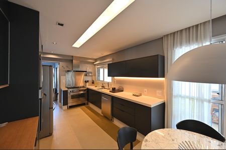 Apartamento à venda com 270m², 3 quartos e 4 vagasCozinha