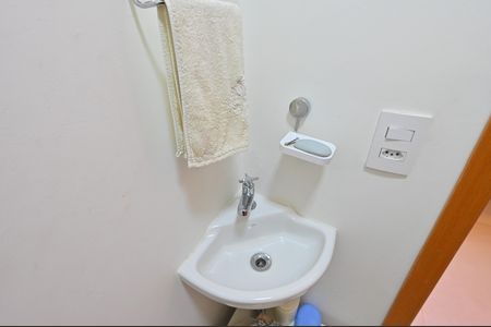 Apartamento à venda com 270m², 3 quartos e 4 vagasBanheiro de Serviço