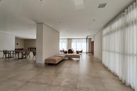 Apartamento à venda com 270m², 3 quartos e 4 vagas Apartamento à venda com 270m², 3 quartos e 4 vagasSalão de Festas