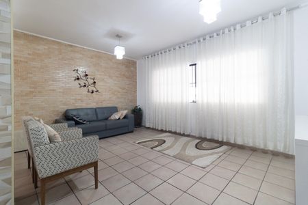 Sala de casa à venda com 3 quartos, 166m² em Vila Santo Estefano, São Paulo