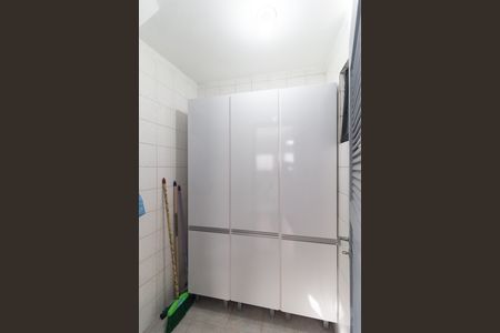 Dispensa de casa à venda com 3 quartos, 166m² em Vila Santo Estefano, São Paulo