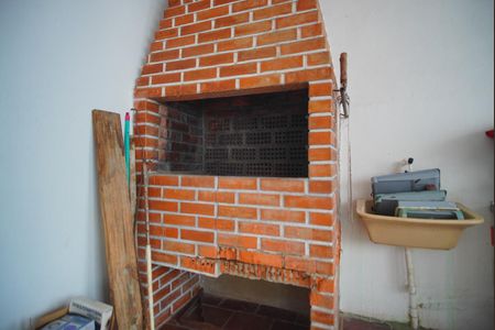Churrasqueira e Área de Serviço de casa para alugar com 3 quartos, 250m² em Moinhos de Vento, Porto Alegre