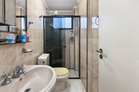 Apartamento para alugar com 90m², 2 quartos e 1 vaga Apartamento para alugar com 90m², 2 quartos e 1 vagaBanheiro da Suíte