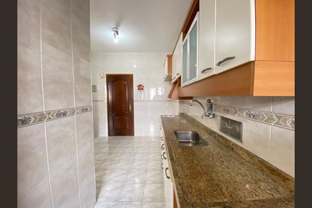Apartamento à venda com 72m², 2 quartos e 1 vaga