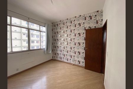 Apartamento à venda com 72m², 2 quartos e 1 vaga