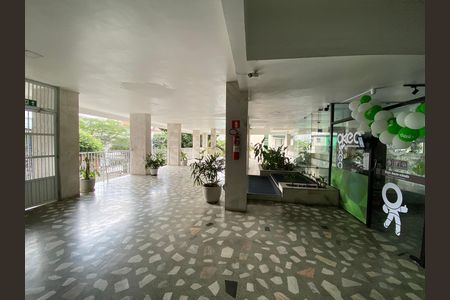 Apartamento à venda com 72m², 2 quartos e 1 vaga