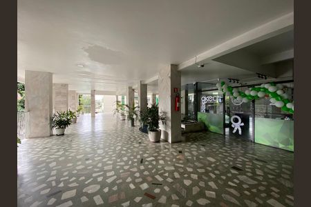 Apartamento à venda com 72m², 2 quartos e 1 vaga