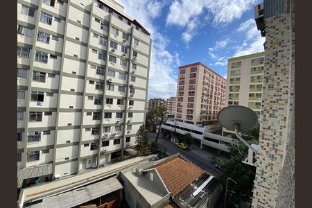 Apartamento à venda com 72m², 2 quartos e 1 vaga