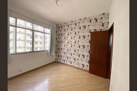 Apartamento à venda com 72m², 2 quartos e 1 vaga