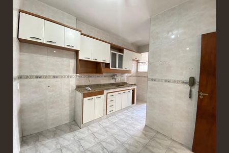 Apartamento à venda com 72m², 2 quartos e 1 vaga