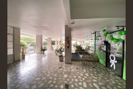 Apartamento à venda com 72m², 2 quartos e 1 vaga