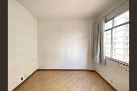 Apartamento à venda com 72m², 2 quartos e 1 vaga